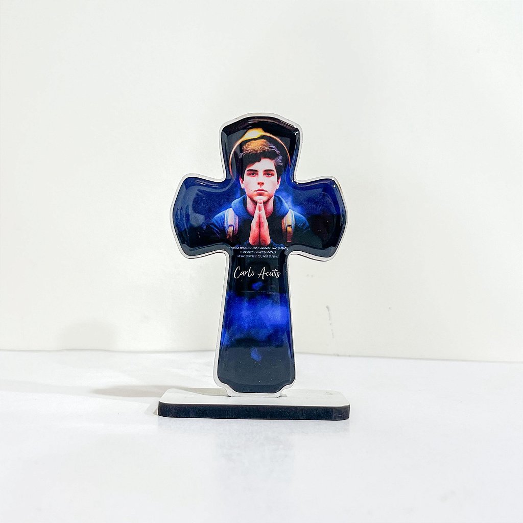 Cruz de mesa Carlos Acutis em MDF 15 cm