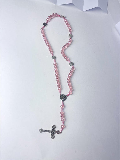 Terço São Bento em Cristal, Crucifixo Medalha com decho (para pescoço)- 45 cm