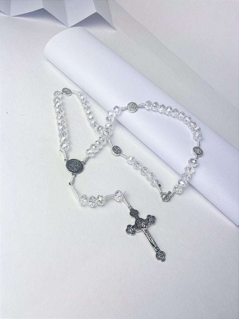 Terço São Bento em Cristal, Crucifixo Medalha com decho (para pescoço)- 45 cm