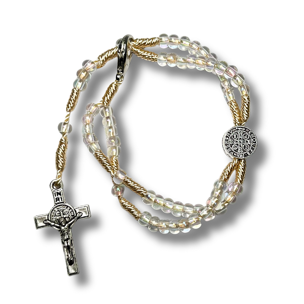 Terço de Pulso Infantil Translúcido com Medalha de São Bento - 21 CM