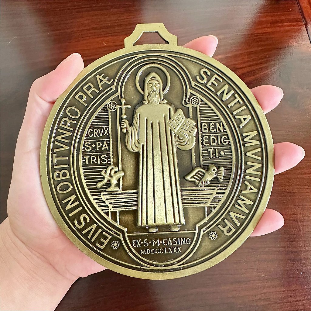 Medalhão de São Bento 5 Polegadas