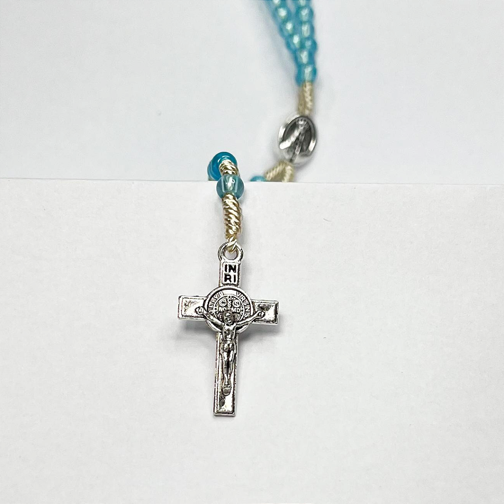 Terço de Pulso Infantil Translúcido com Medalha de N. S. Aparecida - 21 CM