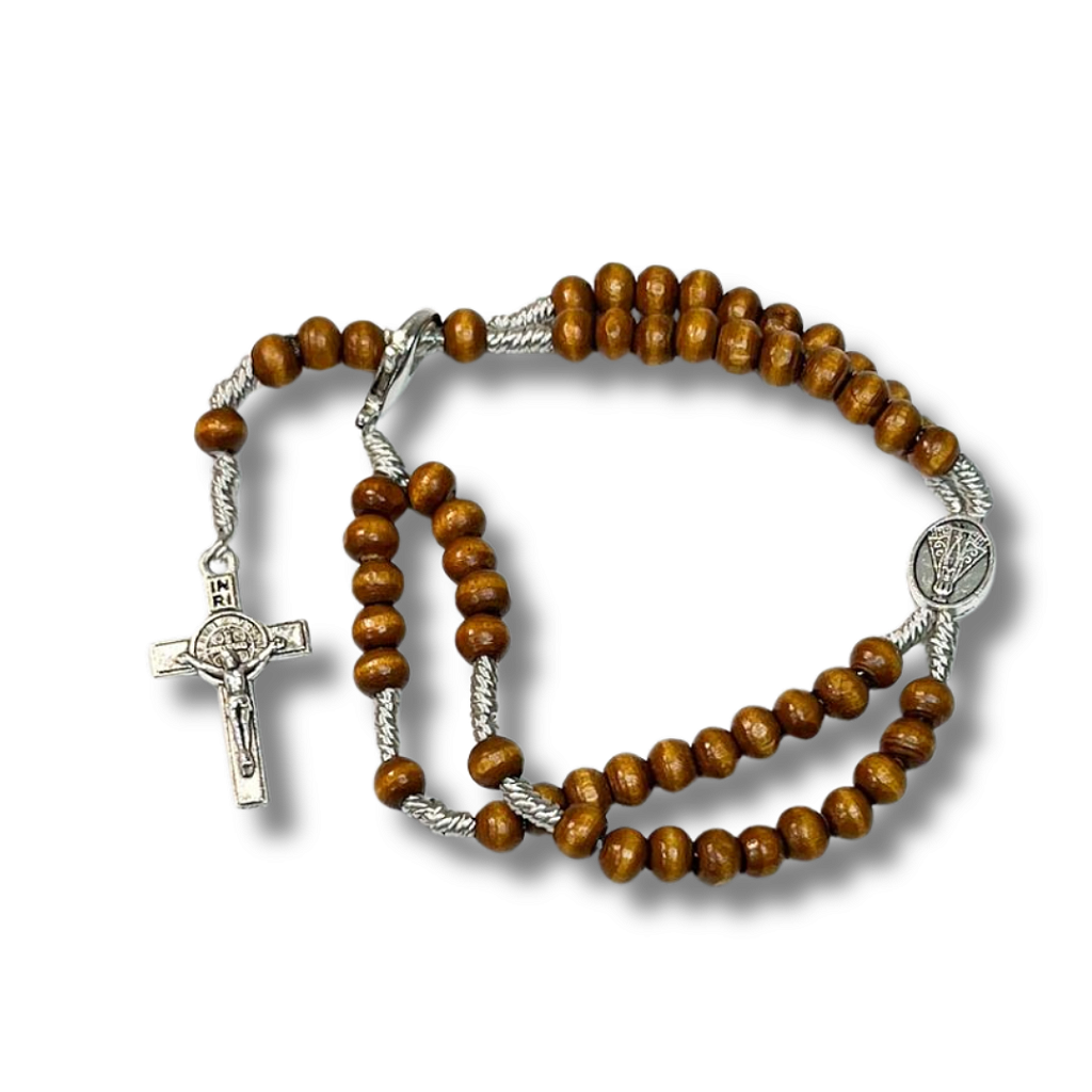 Terço de Pulso de Madeira com Fecho - 22 CM