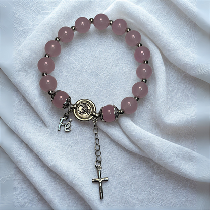 Pulseira de Miçanga com Pingente de Cruz, Fé e Espírito Santo