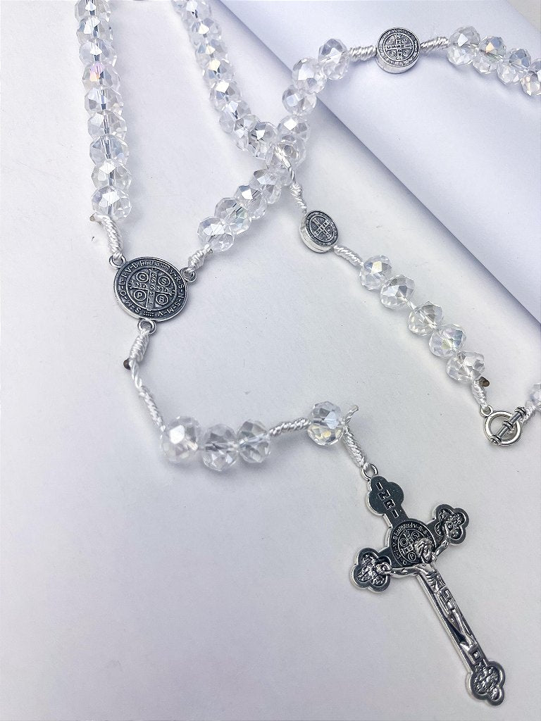 Terço São Bento em Cristal, Crucifixo Medalha com decho (para pescoço)- 45 cm