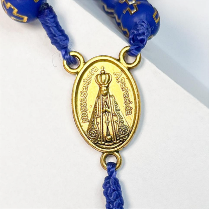 Terço Contas Estilizadas com Cruz e Medalha de Nossa Sra. Aparecida - 47cm
