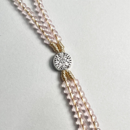 Terço de Pulso Infantil Translúcido com Medalha de São Bento - 21 CM