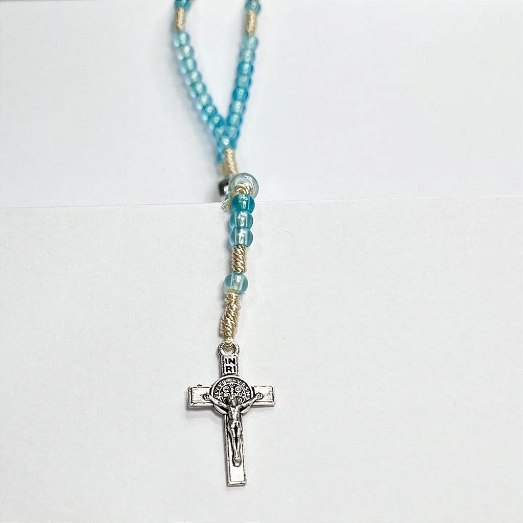 Terço de Pulso Infantil Translúcido com Medalha de São Bento - 21 CM